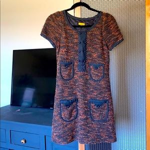 Fall dress: Charcoal, brown and shades of pumpkin